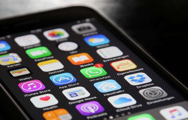 Google finds major iPhone text bomb that bricks the device