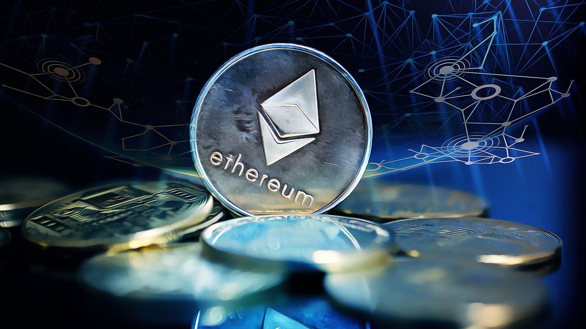 Ethereum rallies while bitcoin price hits critical point amid market softness